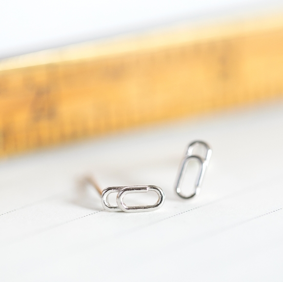 Teeny Paperclip Earrings (S925) - Picture 5 of 8